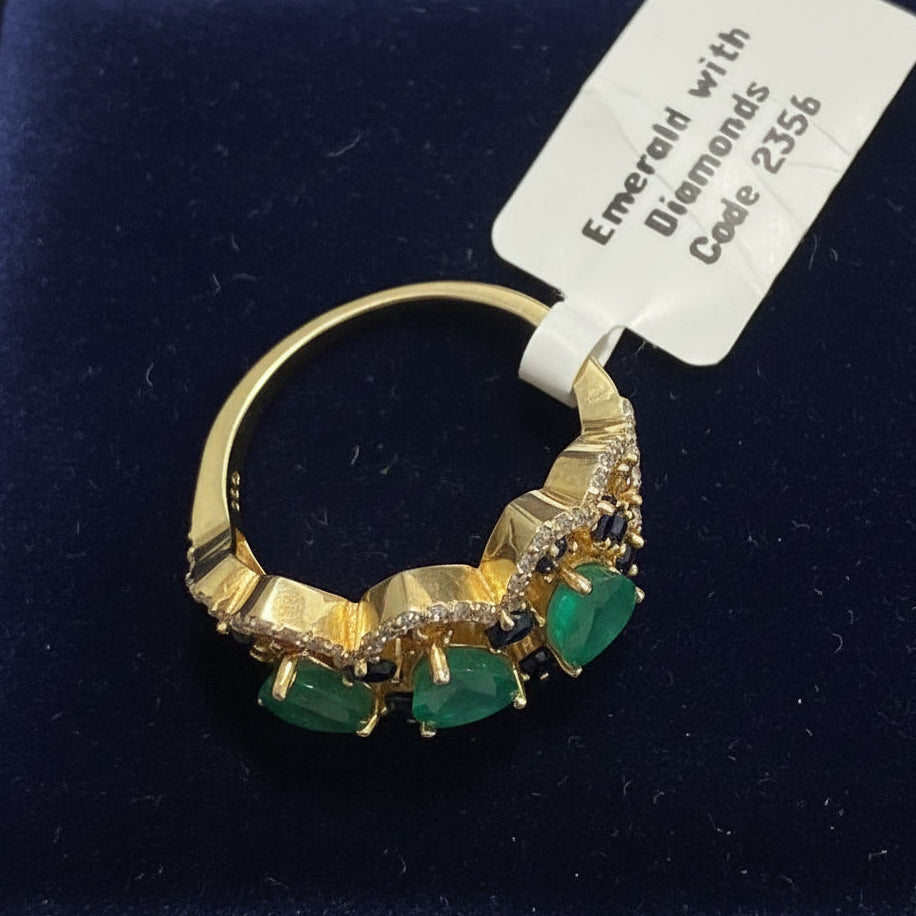 Emerald & Diamond Ring