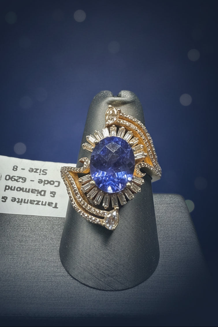 Tanzanite & Diamond Ring