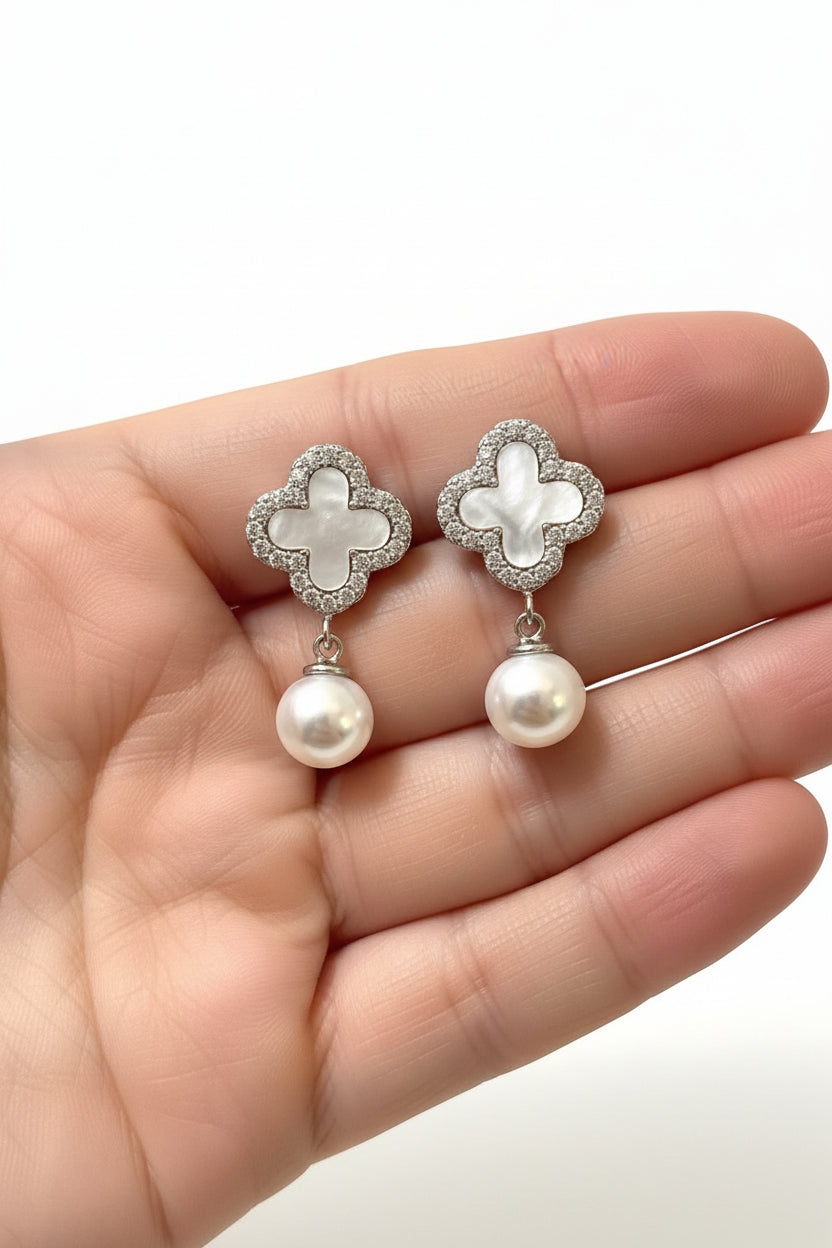 Freshwater Pearl Earring