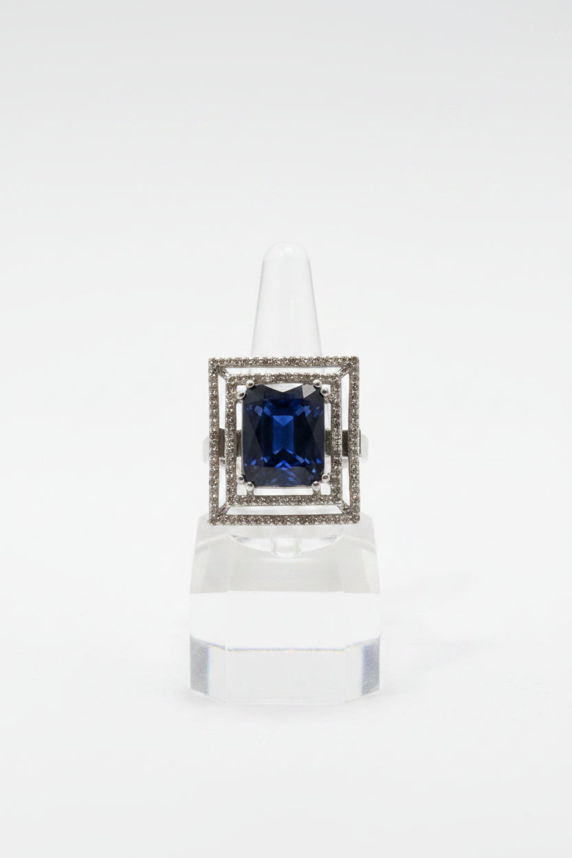 Sapphire & diamond Ring