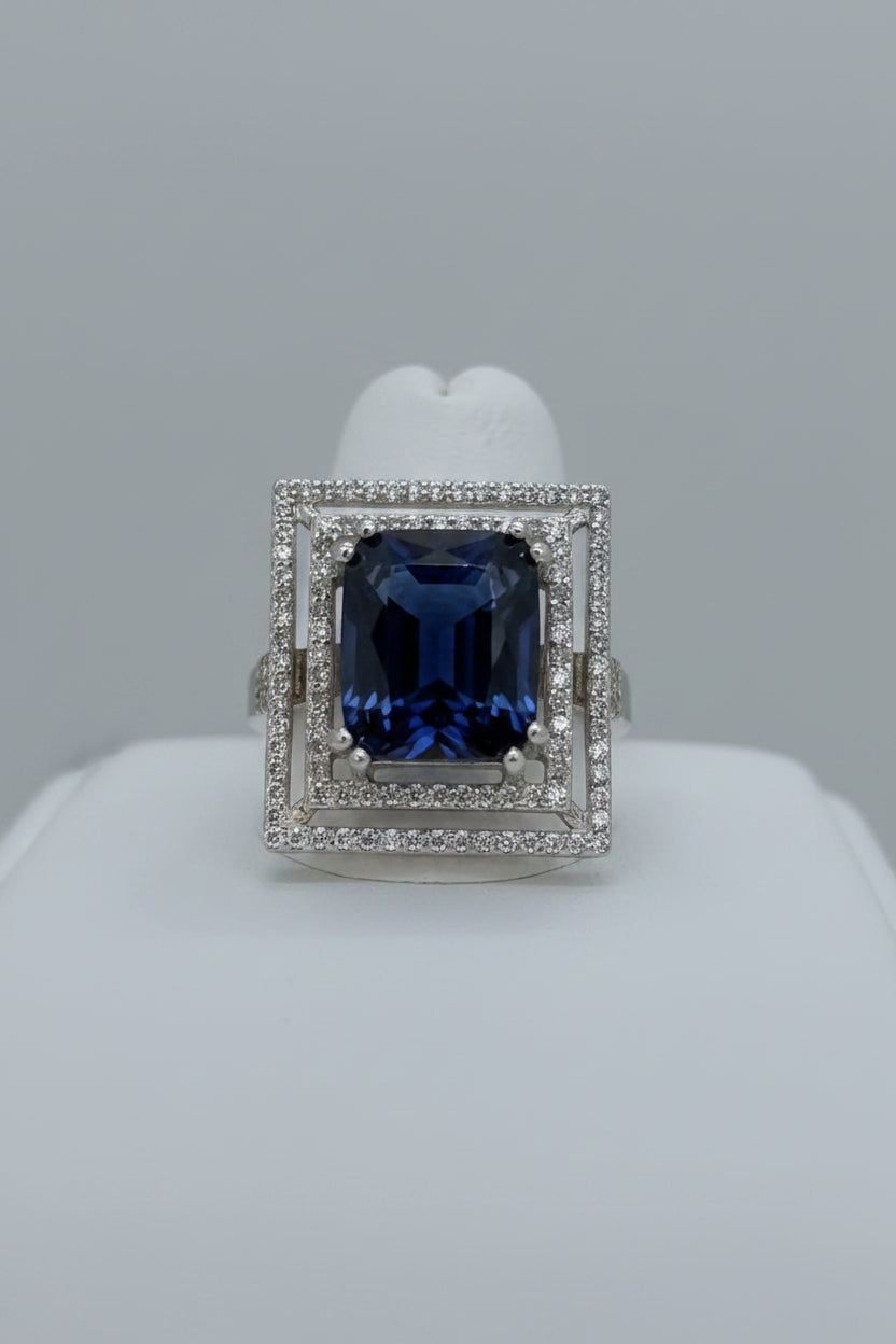 Sapphire & diamond Ring