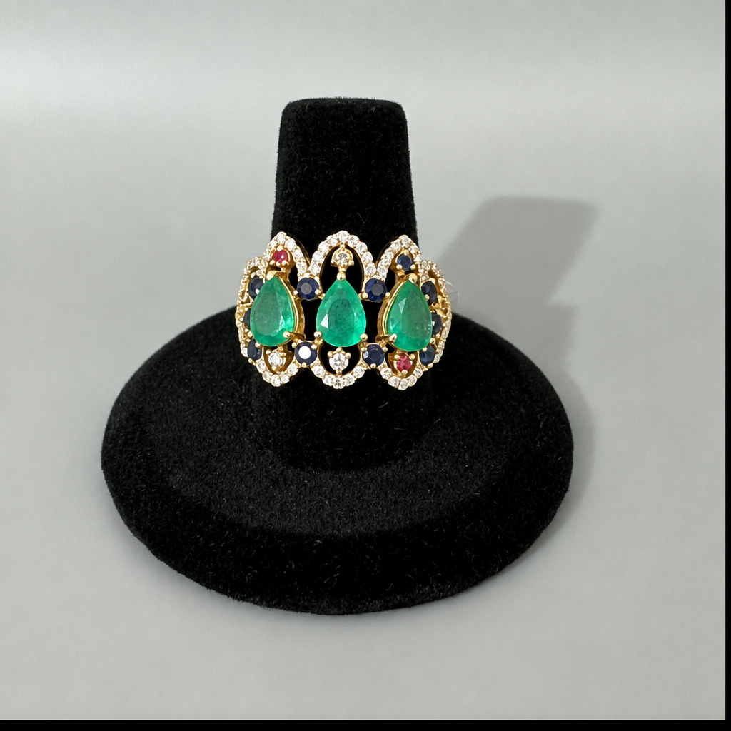 Emerald & Diamond Ring